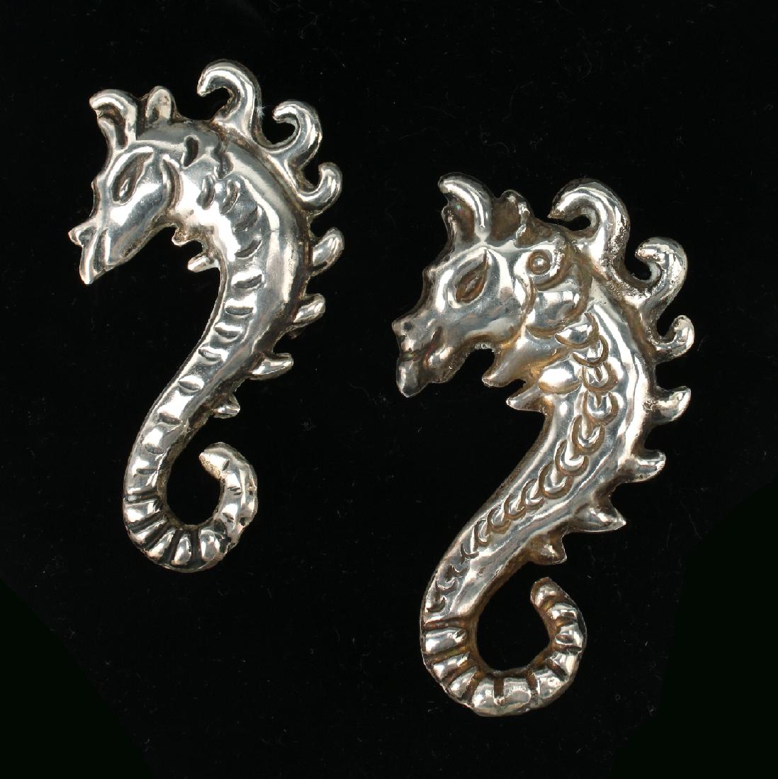 PAIR OF VINTAGE MEXICAN SILVER SEA HORSES (1 of 5)