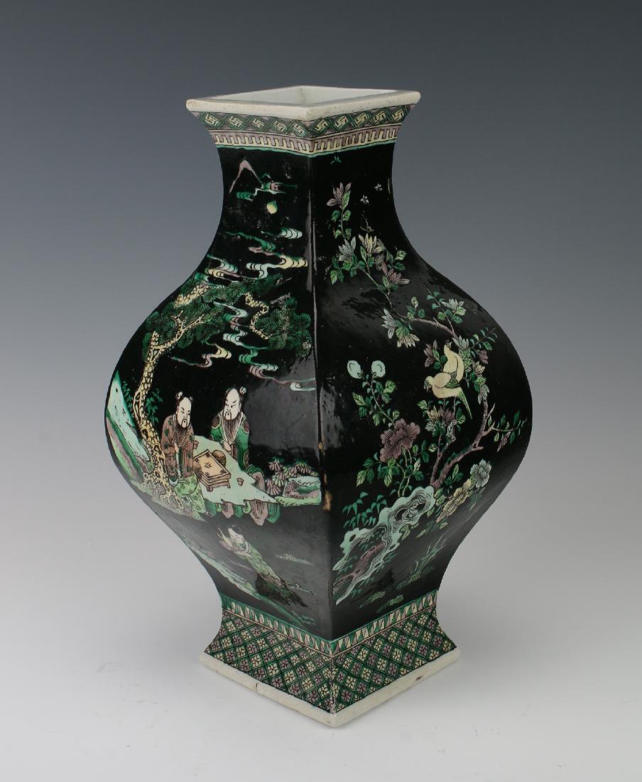 FAMILLE NOIR VASE (1 of 7)