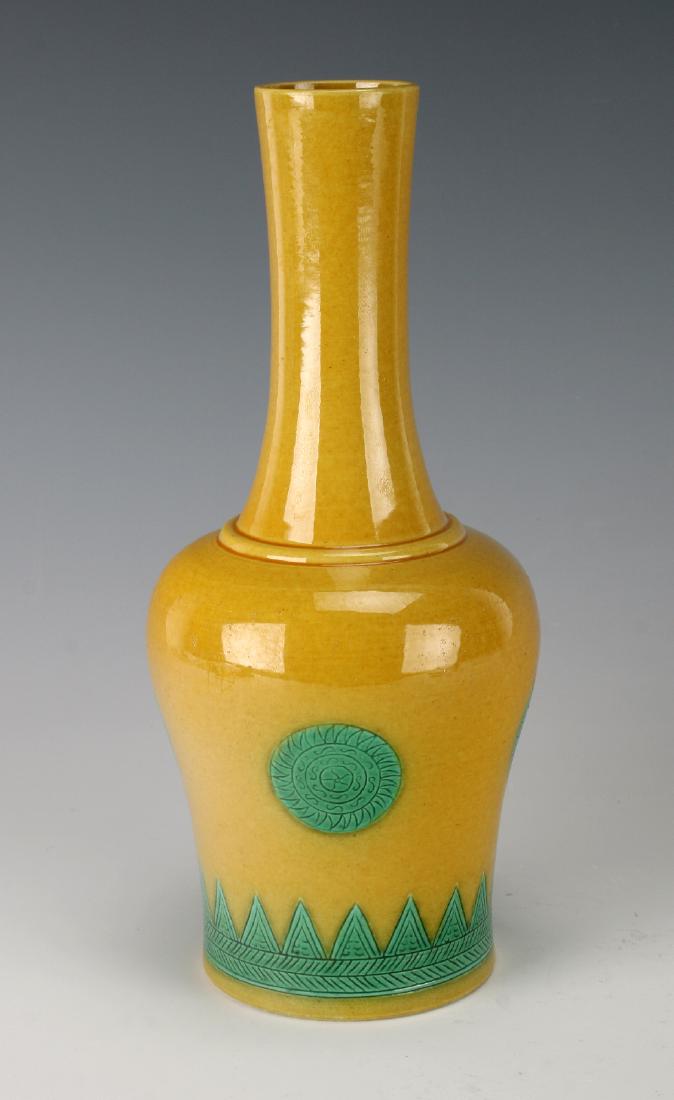YELLOW MALLET VASE (1 of 5)