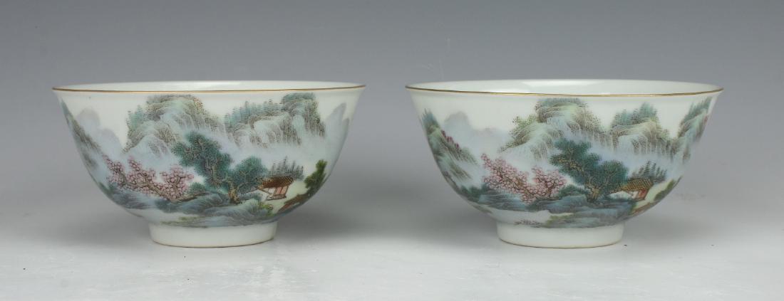 PAIR OF BOWLS WITH VILLAGE SCENE (1 of 8)