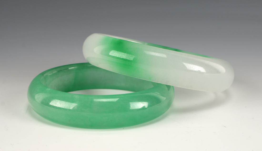 PAIR OF JADE BANGLES (1 of 4)