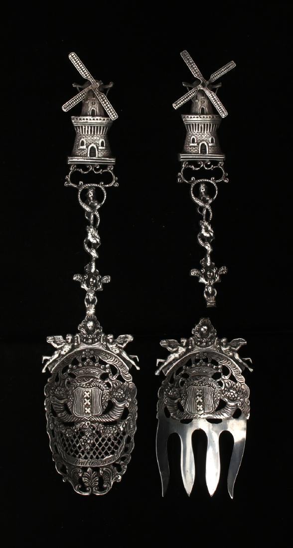 18TH C DUTCH SILVER SERVERS (1 of 8)