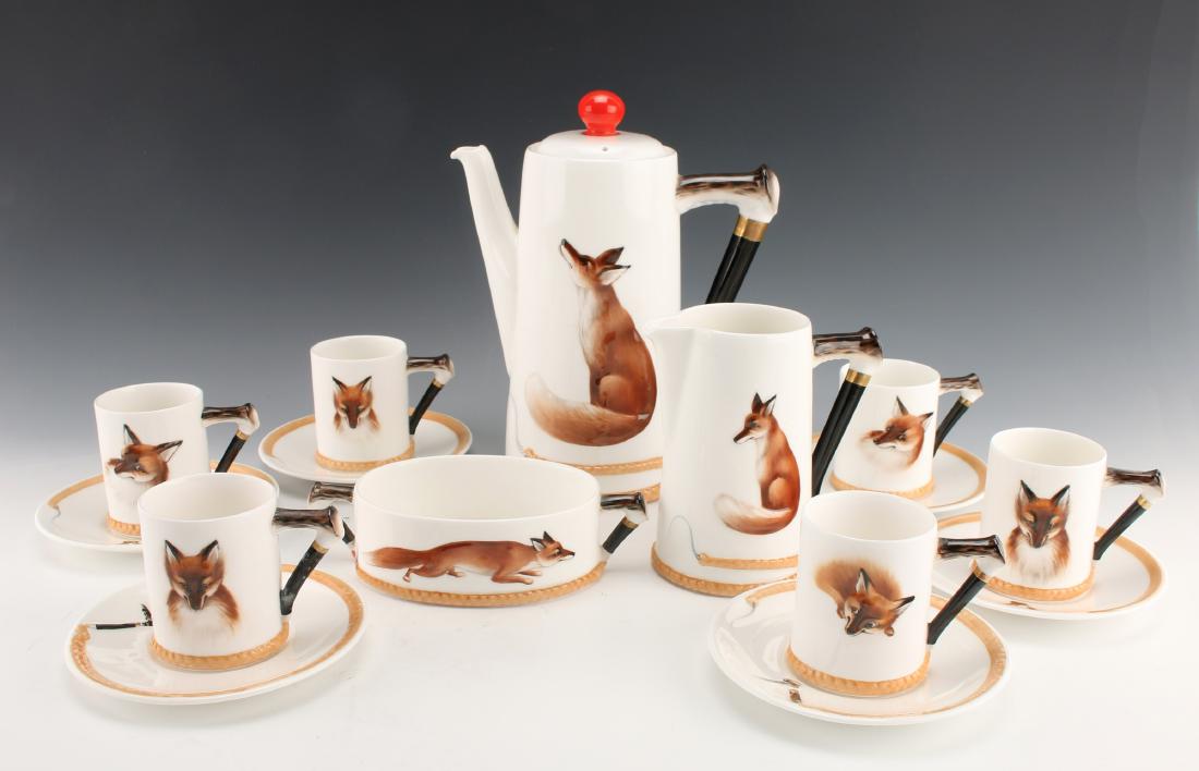 15 PIECE ROYAL DOULTON REYNARD THE FOX COFFEE SET (1 of 5)