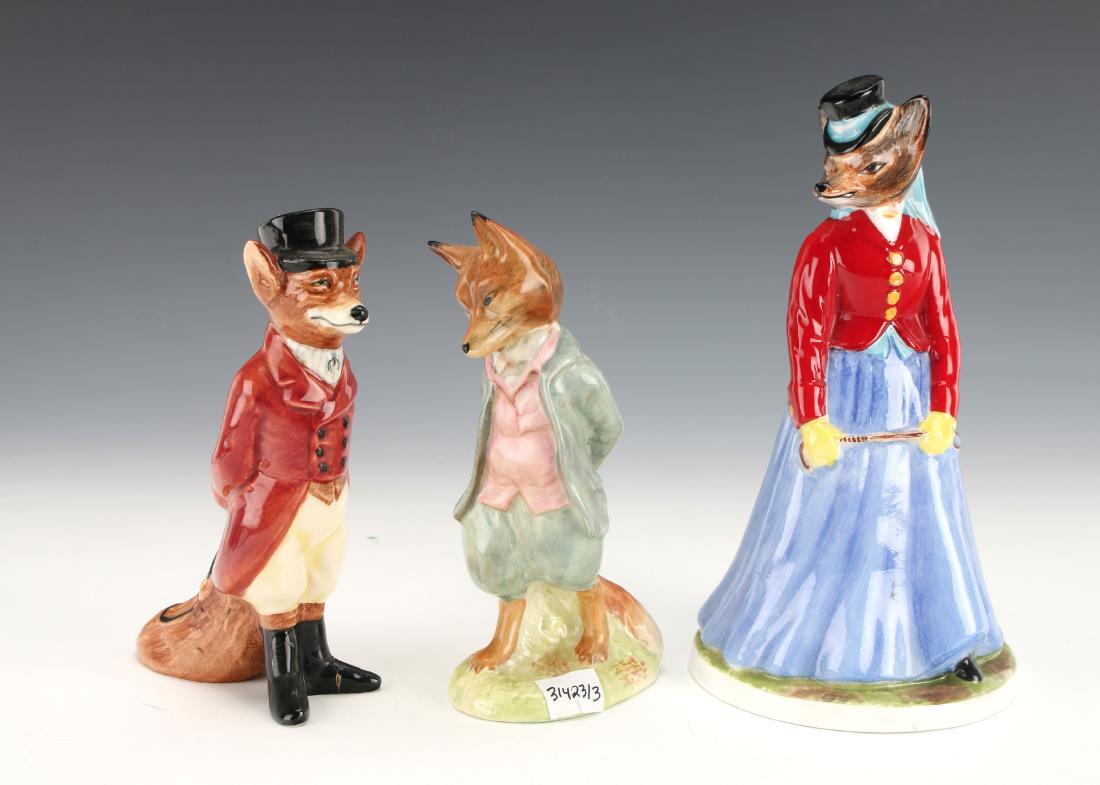 THREE FOX FIGURINES AYNSLEY (1 of 4)