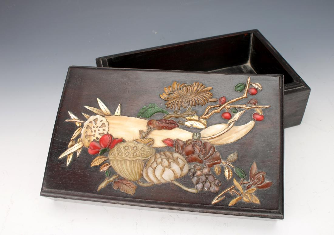 SMALL STONE AND ZITAN BOX (1 of 4)