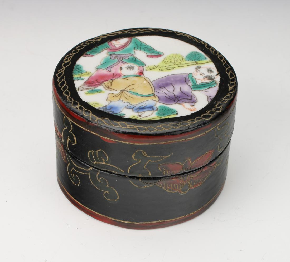 BLACK LACQUER BOX WITH PORCELAIN INSET (1 of 4)