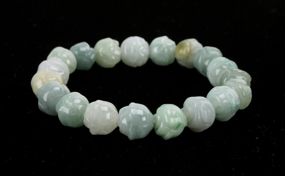 JADE BRACELET OF CARVED FLOWER BEADS (1 of 5)