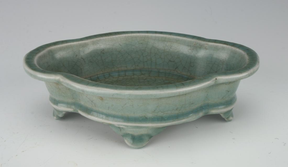 SMALL CELADON PLANTER (1 of 5)