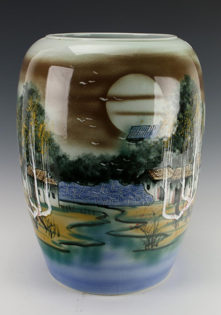 LARGE TAPERED BARREL SHAPE VASE (1 of 10)