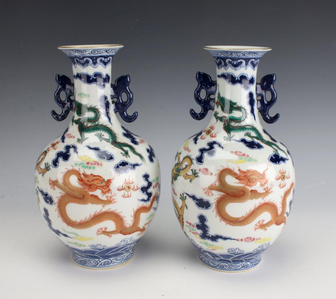 PAIR OF MULTICOLORED QIANLONG DRAGON VASES (1 of 10)