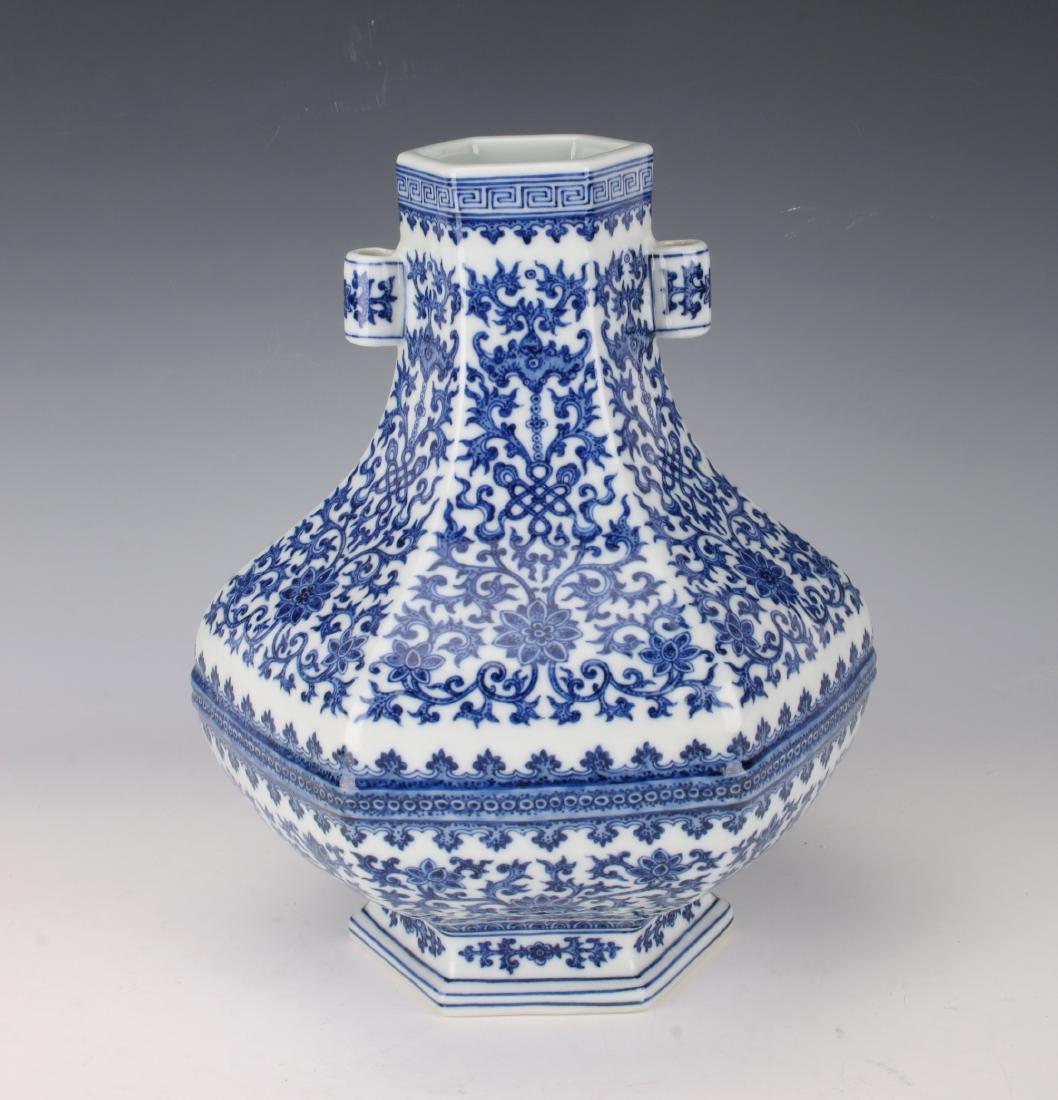 BLUE AND WHITE HEXAGONAL QIANLONG VASE (1 of 5)