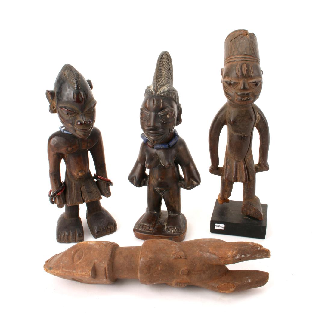 FOUR 19TH C. AFRICAN DOLLS (1 of 9)