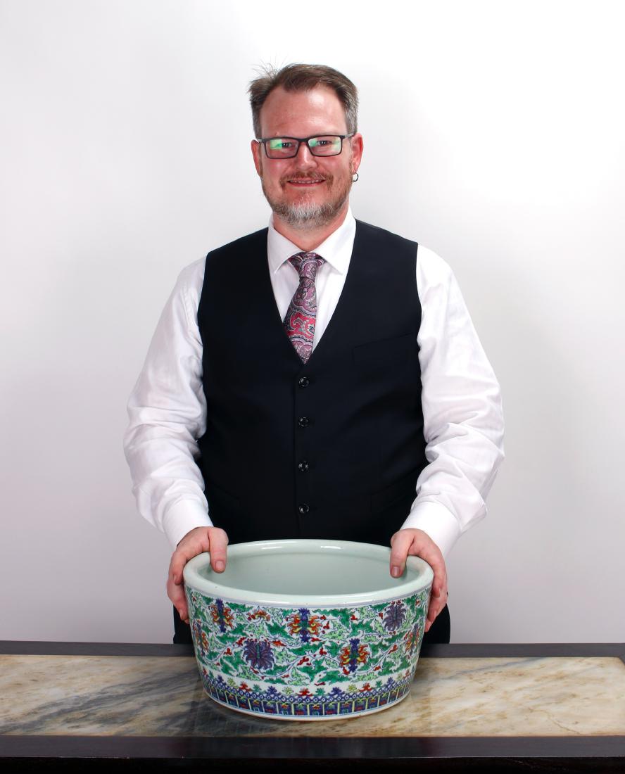 QIANLONG DU CAI PORCELAIN PLANTER (1 of 8)