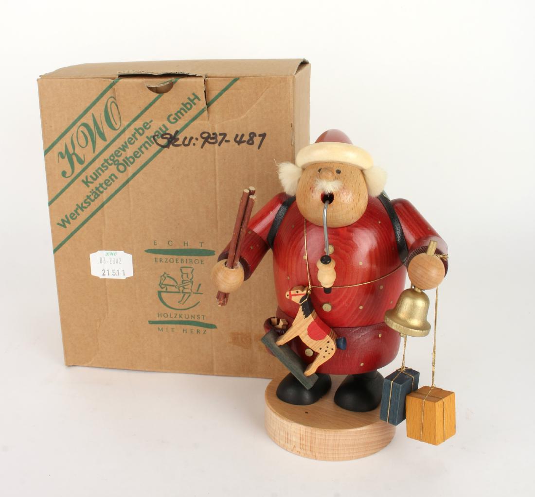 RED SANTA SMOKER CHRISTIAN ULBRICHT (1 of 3)