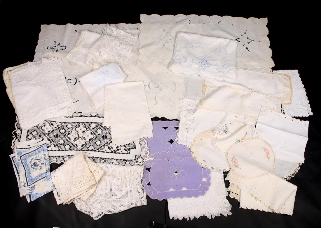 VINTAGE LINENS 1920S - 1930S (1 of 6)
