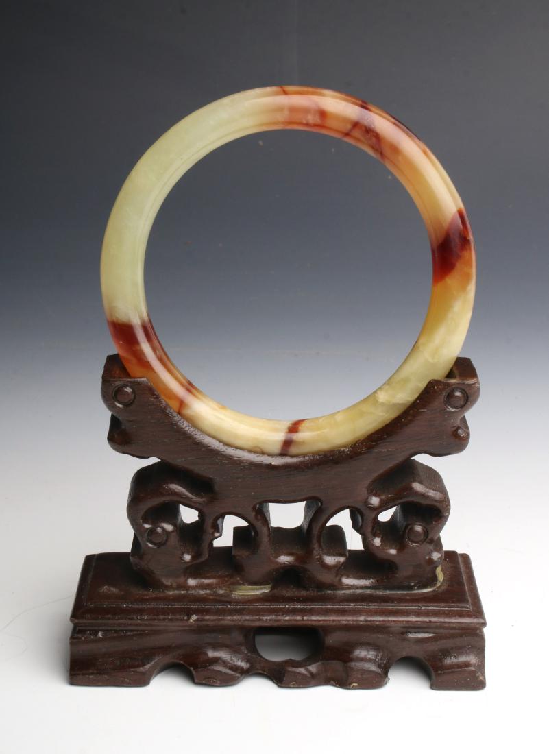 AGATE BANGLE (1 of 4)