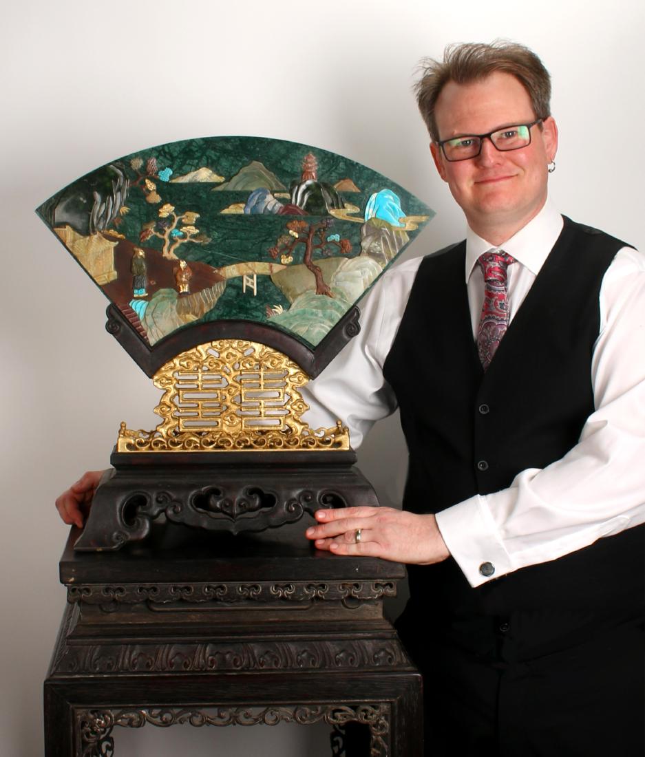 LARGE CHINESE TABLE SCREEN (1 of 10)