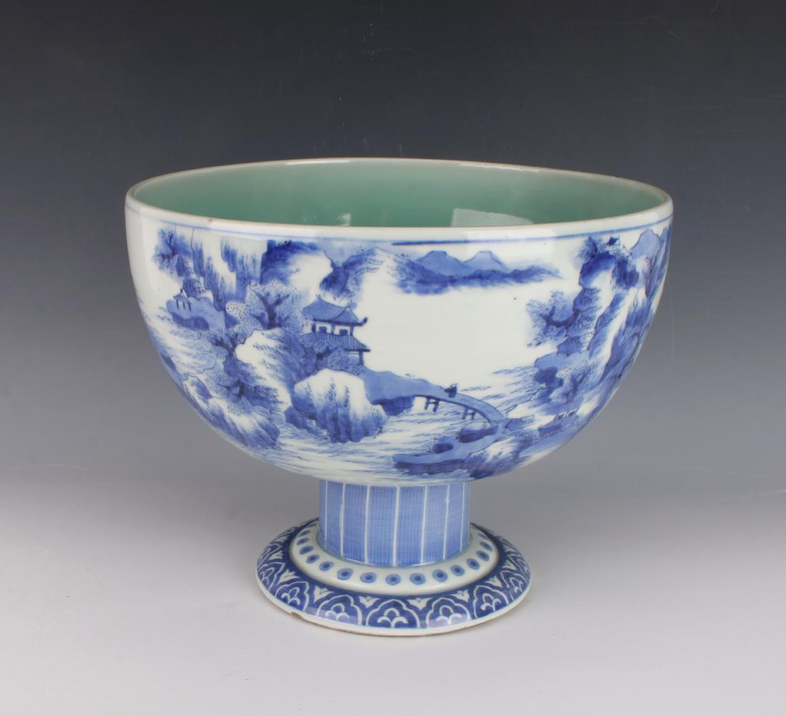 LARGE 19TH C JAPANESE HIGH HEELED BOWL (1 of 10)