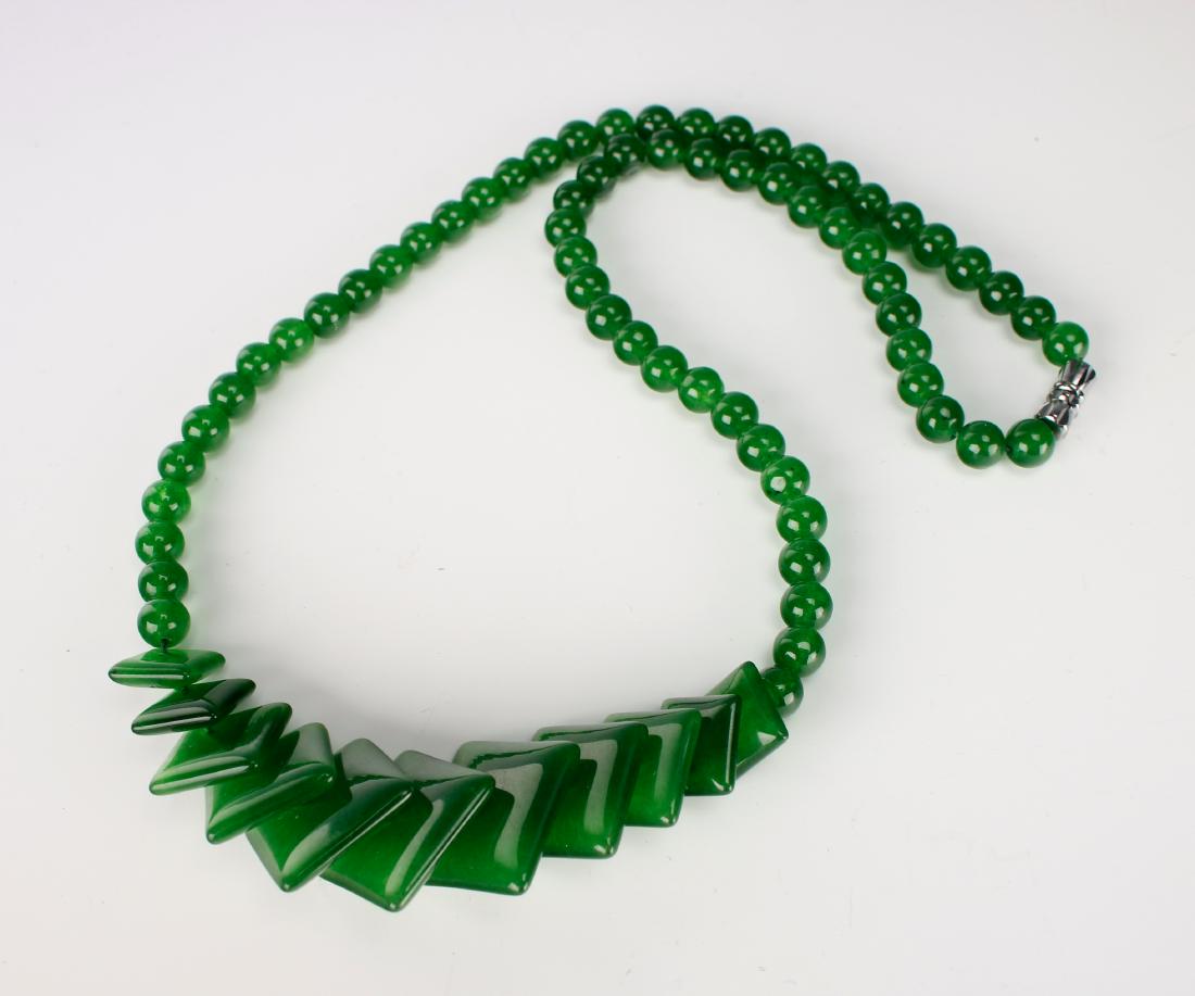 GREEN JADE NECKLACE WITH SQUARE BEADS (1 of 3)