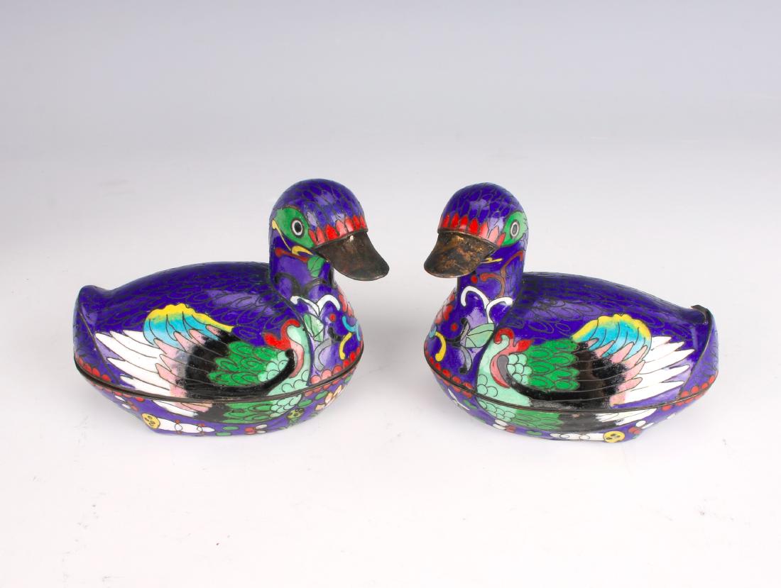 PAIR OF CLOISONNE DUCK BOXES (1 of 8)