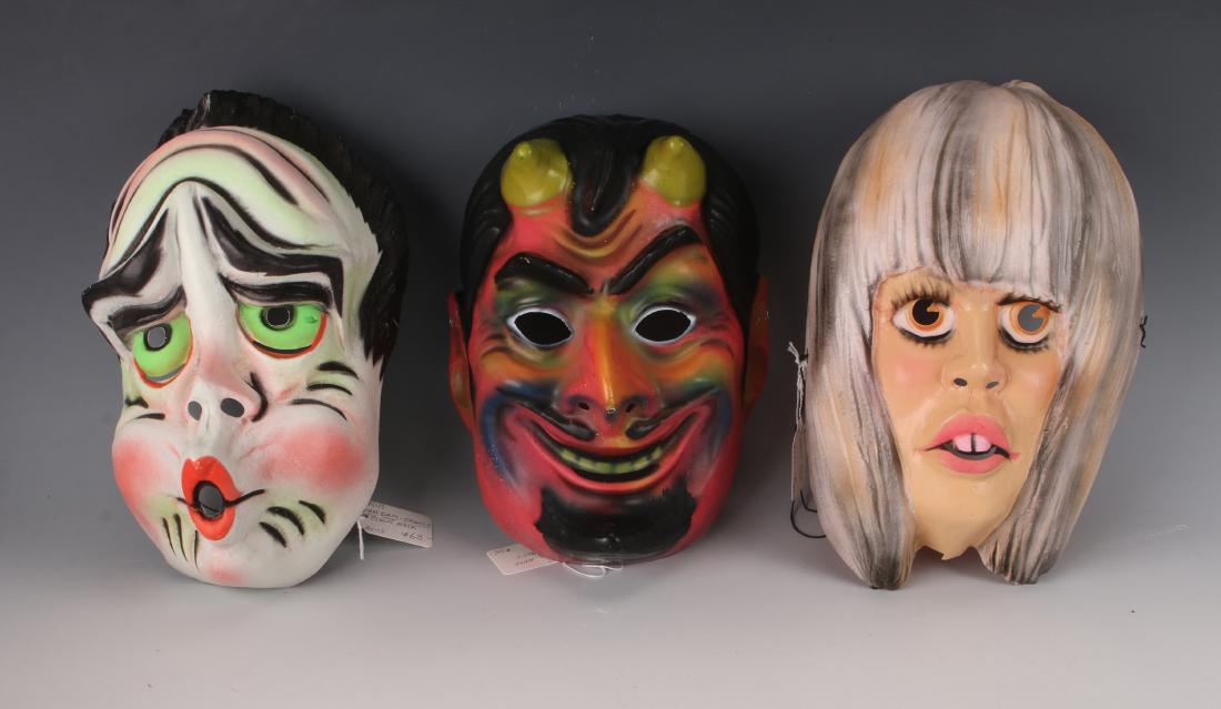 LOT OF THREE VINTAGE 60S HALLOWEEN MASKS (1 of 4)