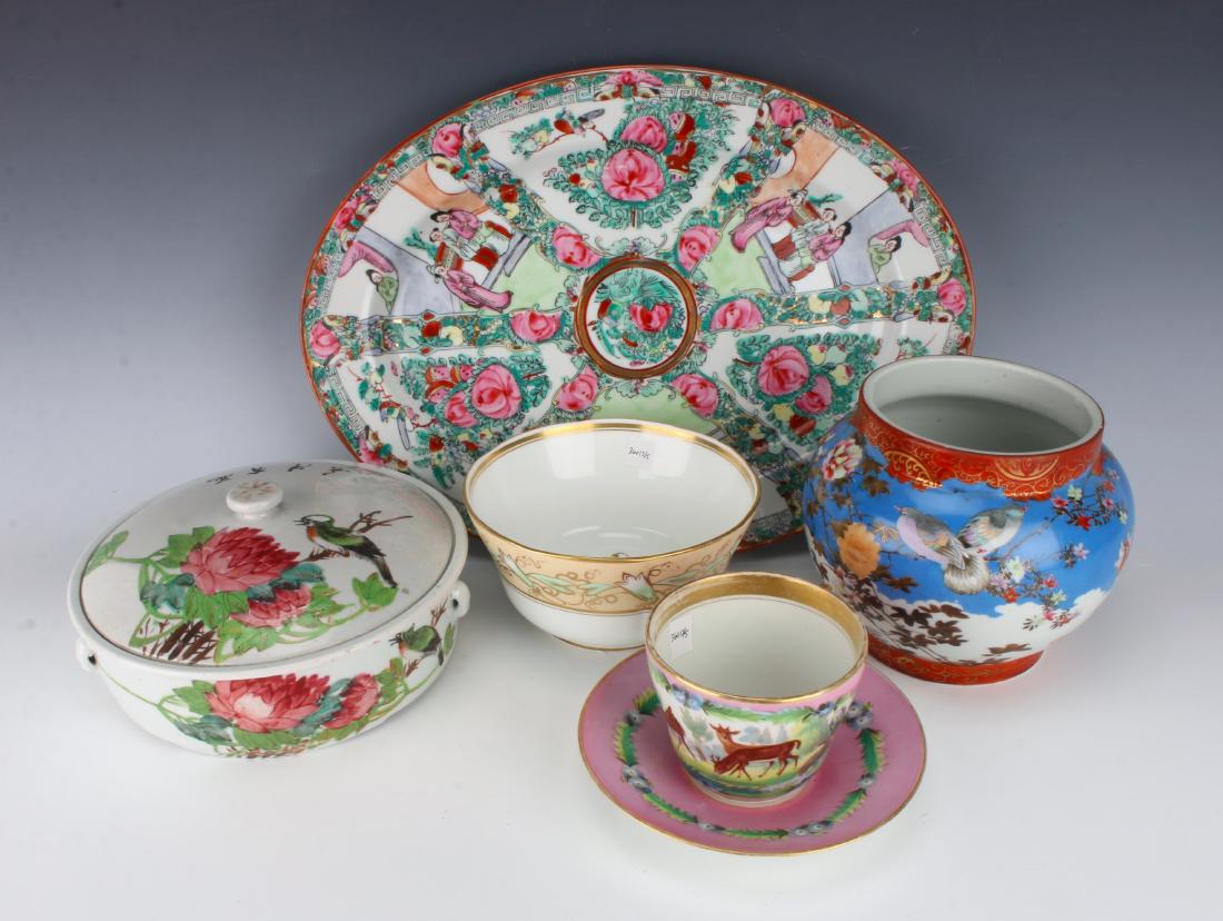 ASSEMBLED LOT OF FIVE PORCELAIN ITEMS (1 of 7)