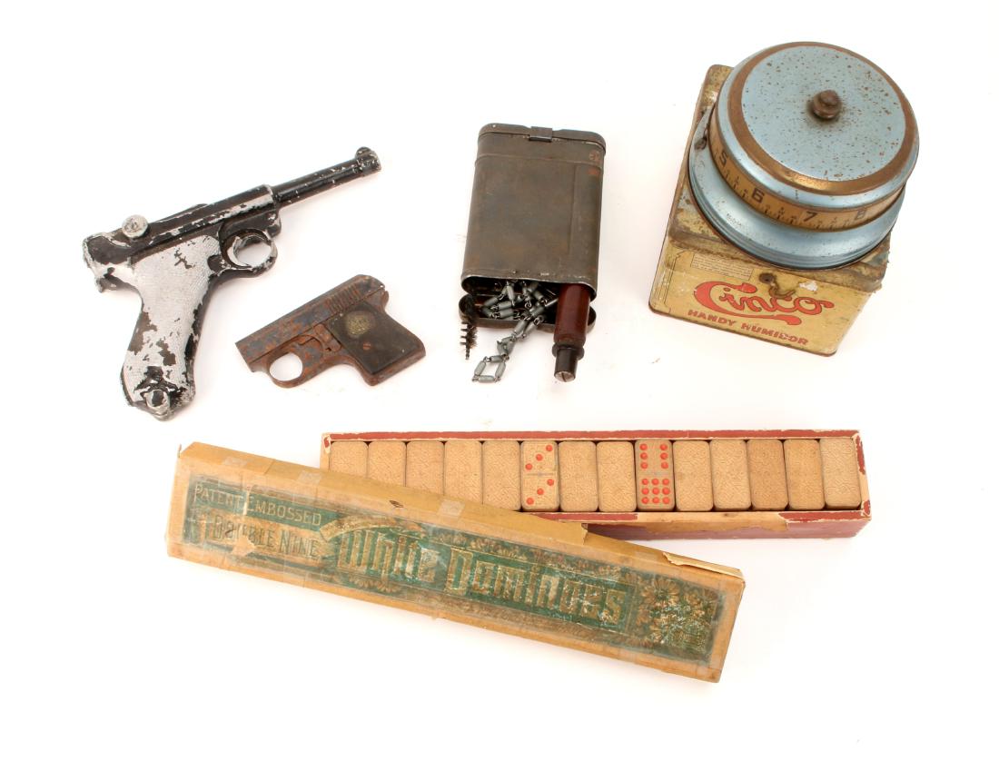 VINTAGE DOMINOS SET, TOY GUNS, TIMER, ETC: VINTAGE DOMINOS SET, TOY GUNS, TIMER, ETC: Included in this lot is The Embossing Company double nine white dominos with red pips in original box. Two toy guns (one rusted Emge pistol, and one cast iro