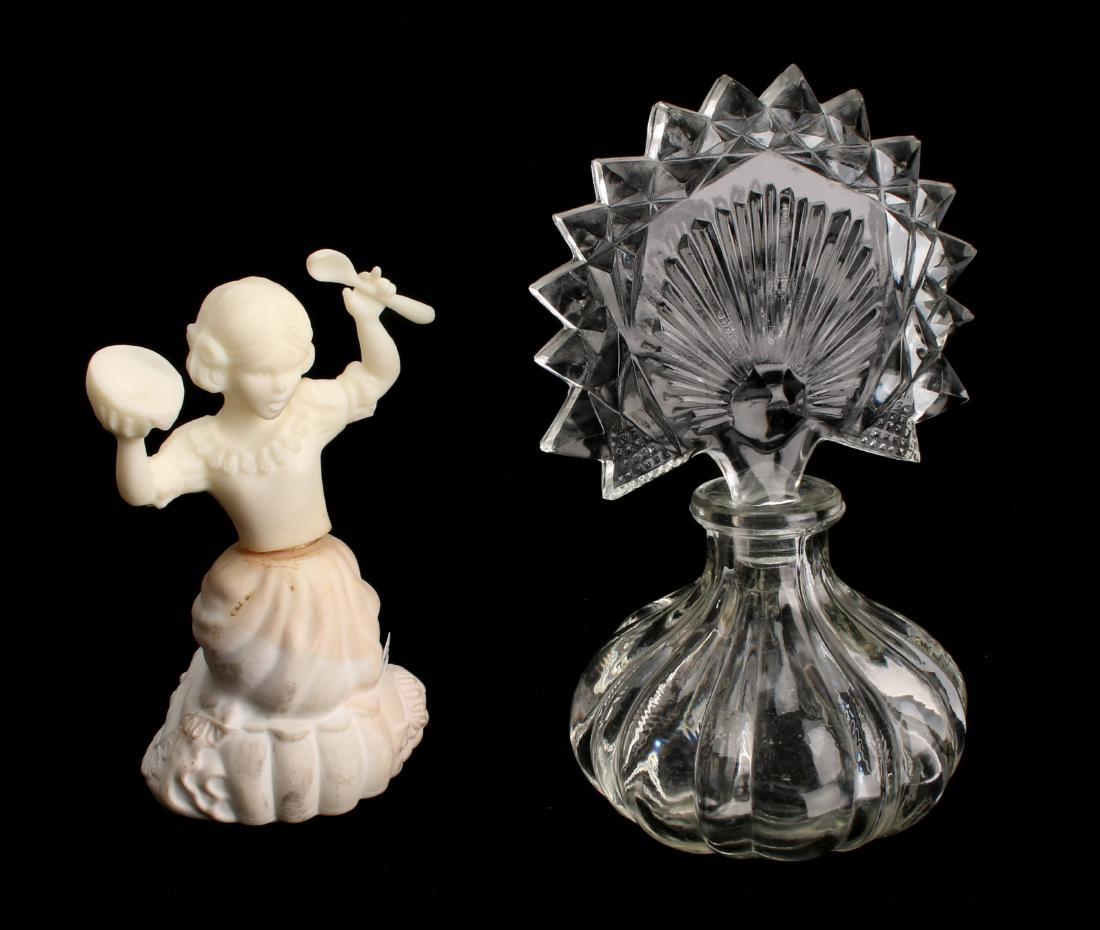 AVON TOPAZE COLOGNE BOTTLE AND GLASS BOTTLE (1 of 4)