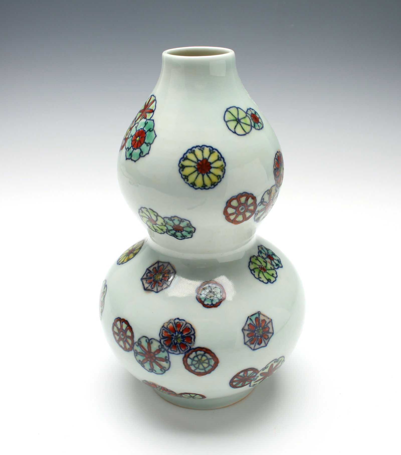 DOUBLE GOURD VASE W FLOWER MEDALLIONS (1 of 3)