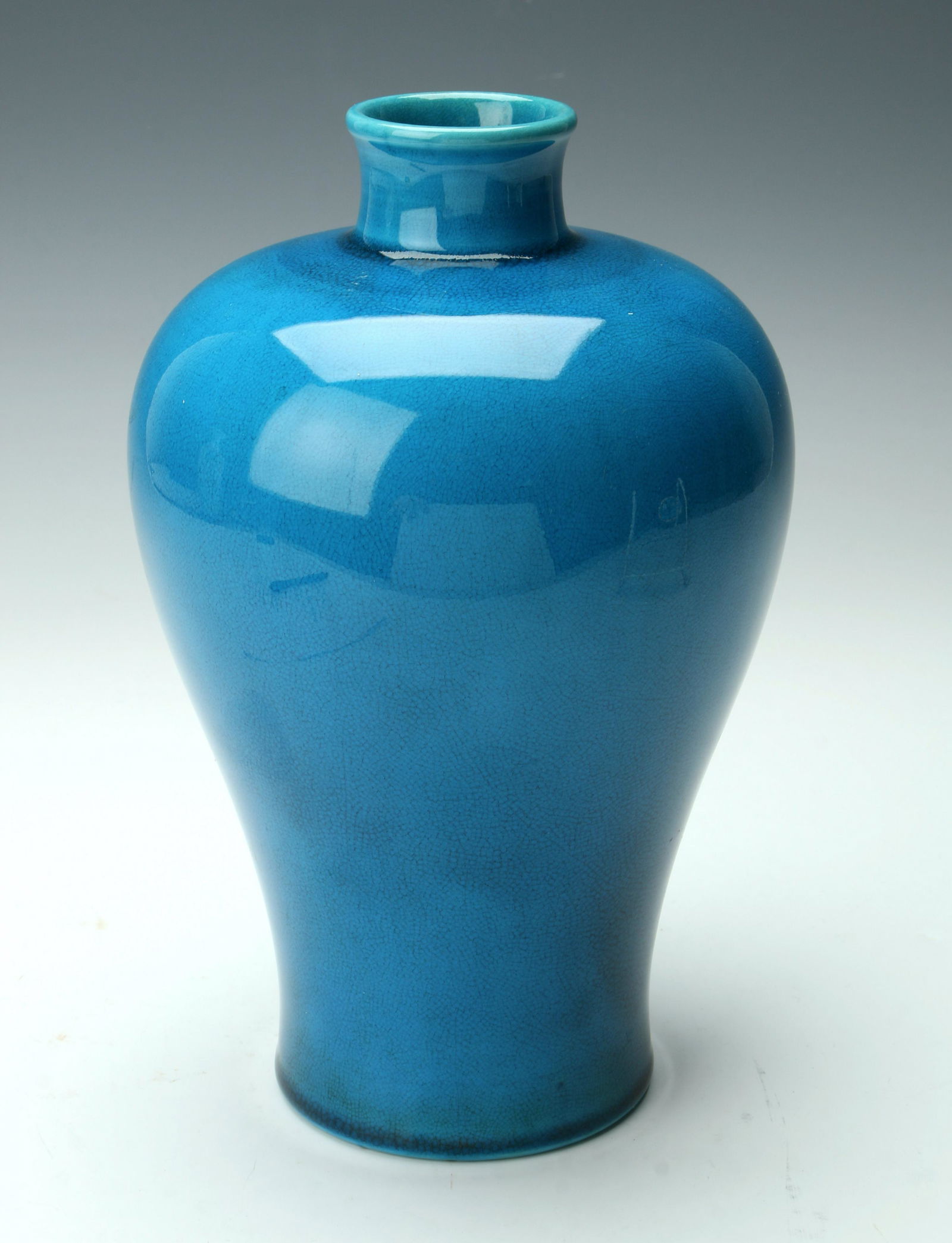 SMALL TURQUOISE MEIPING VASE (1 of 7)