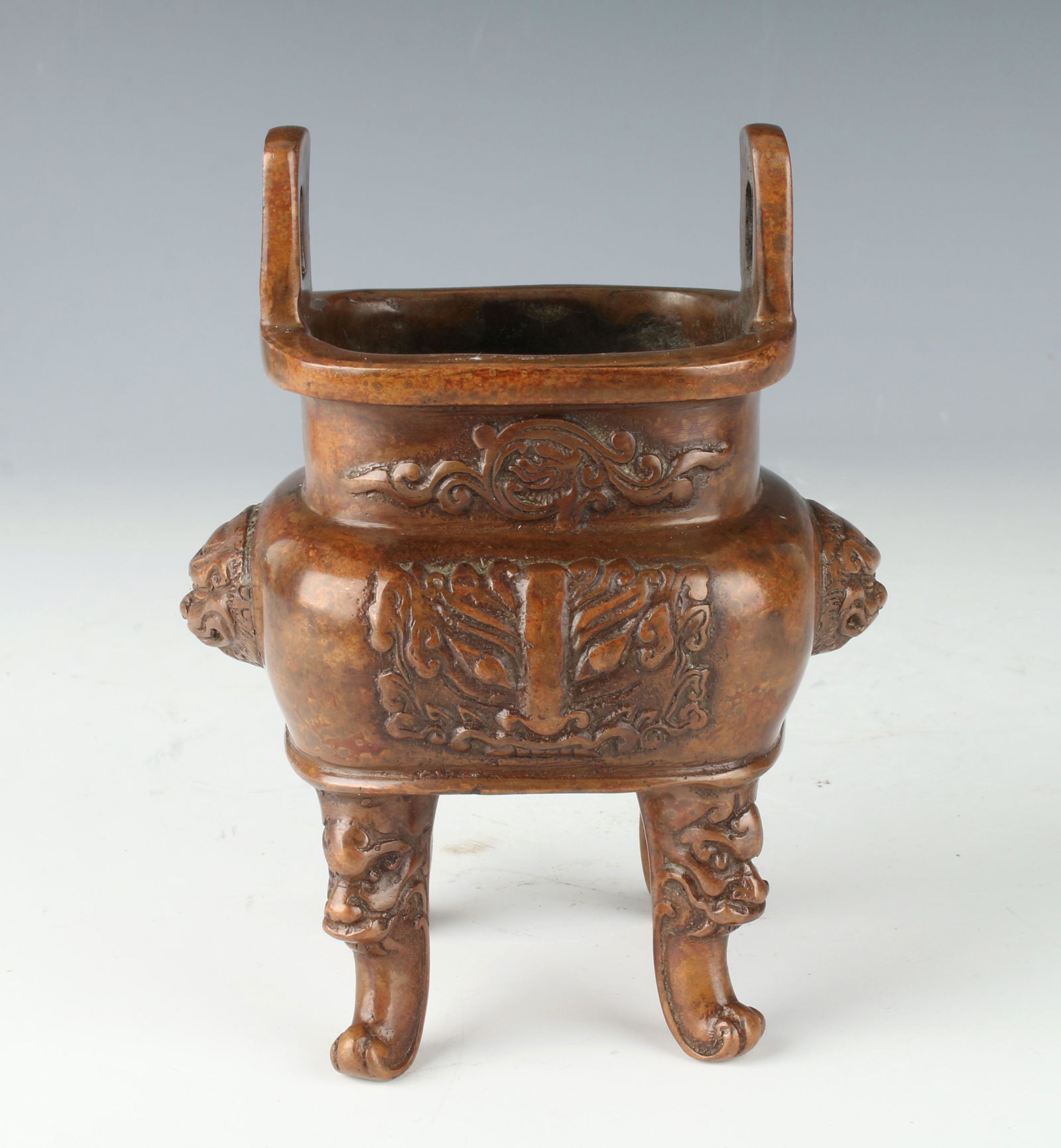 ARCHAIC BRONZE FOUR FOOTED CENSER (1 of 5)