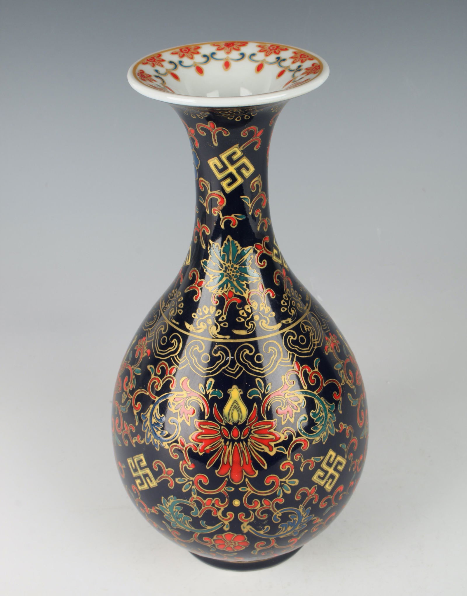 CHINESE PORCELAIN FLOWER PEAR SHAPE VASE (1 of 8)