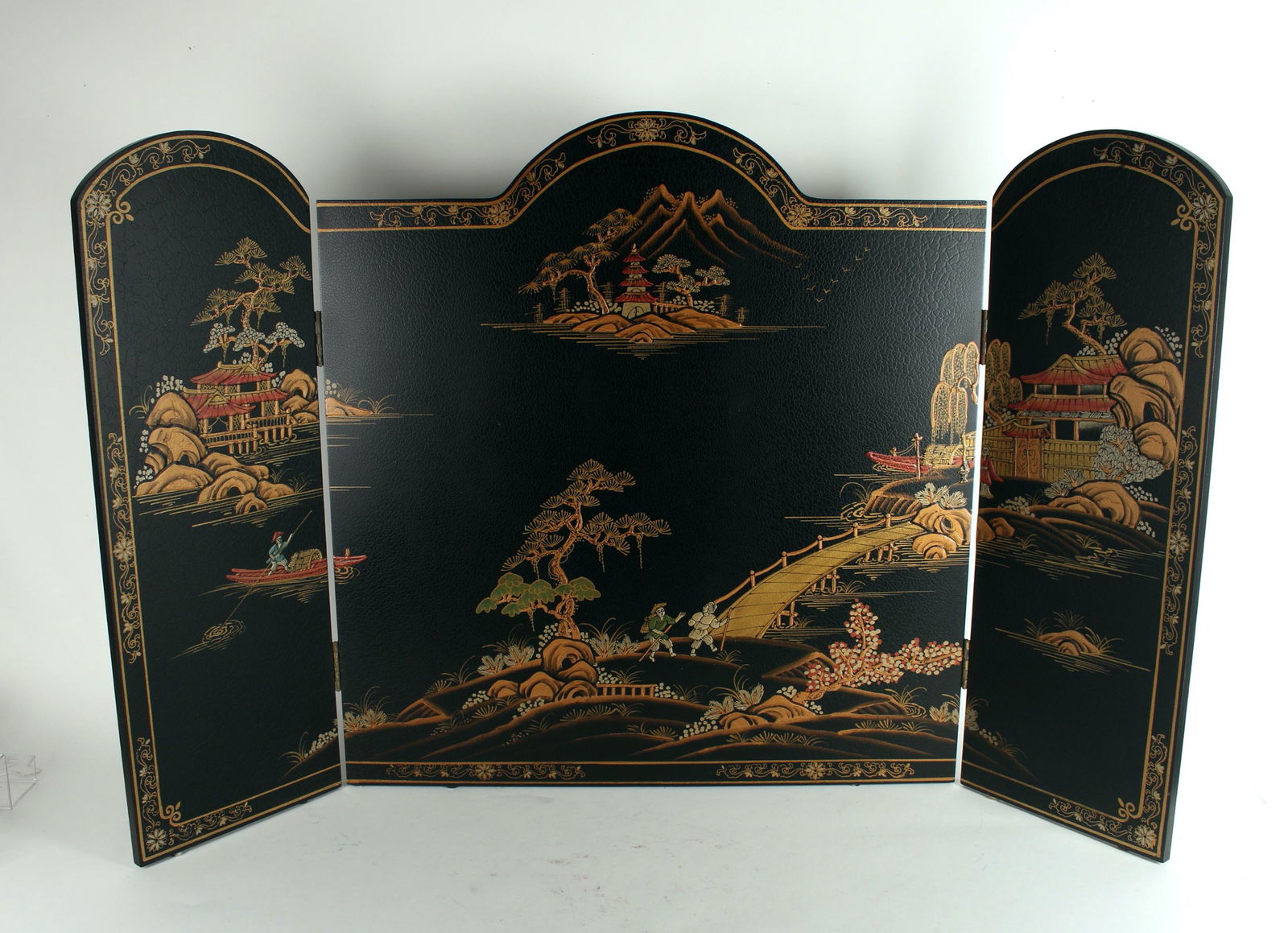 CHINESE DECORATIVE LANDSCAPE SCREEN (1 of 7)
