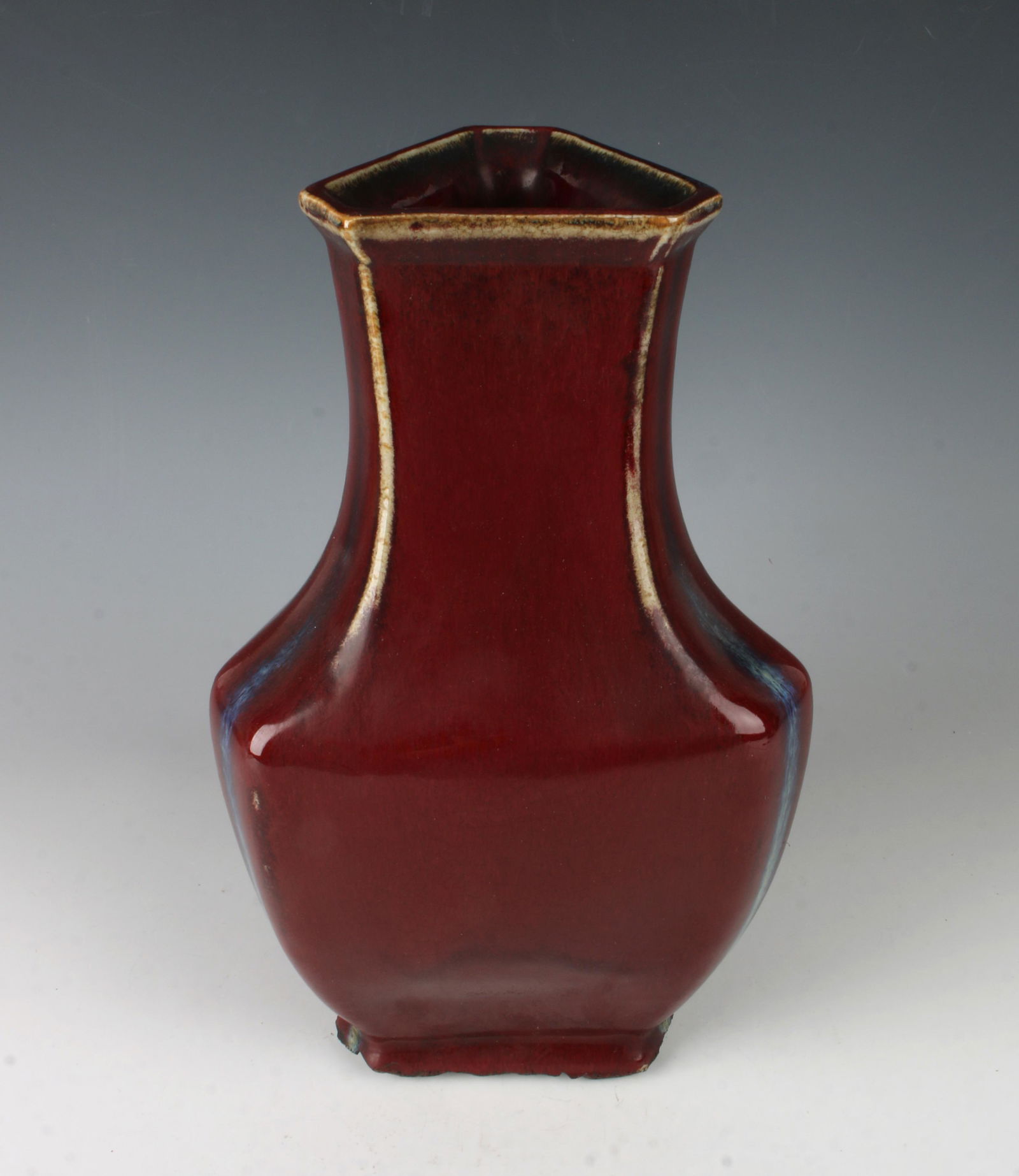 TRIANGLE FLAMBE VASE (1 of 6)