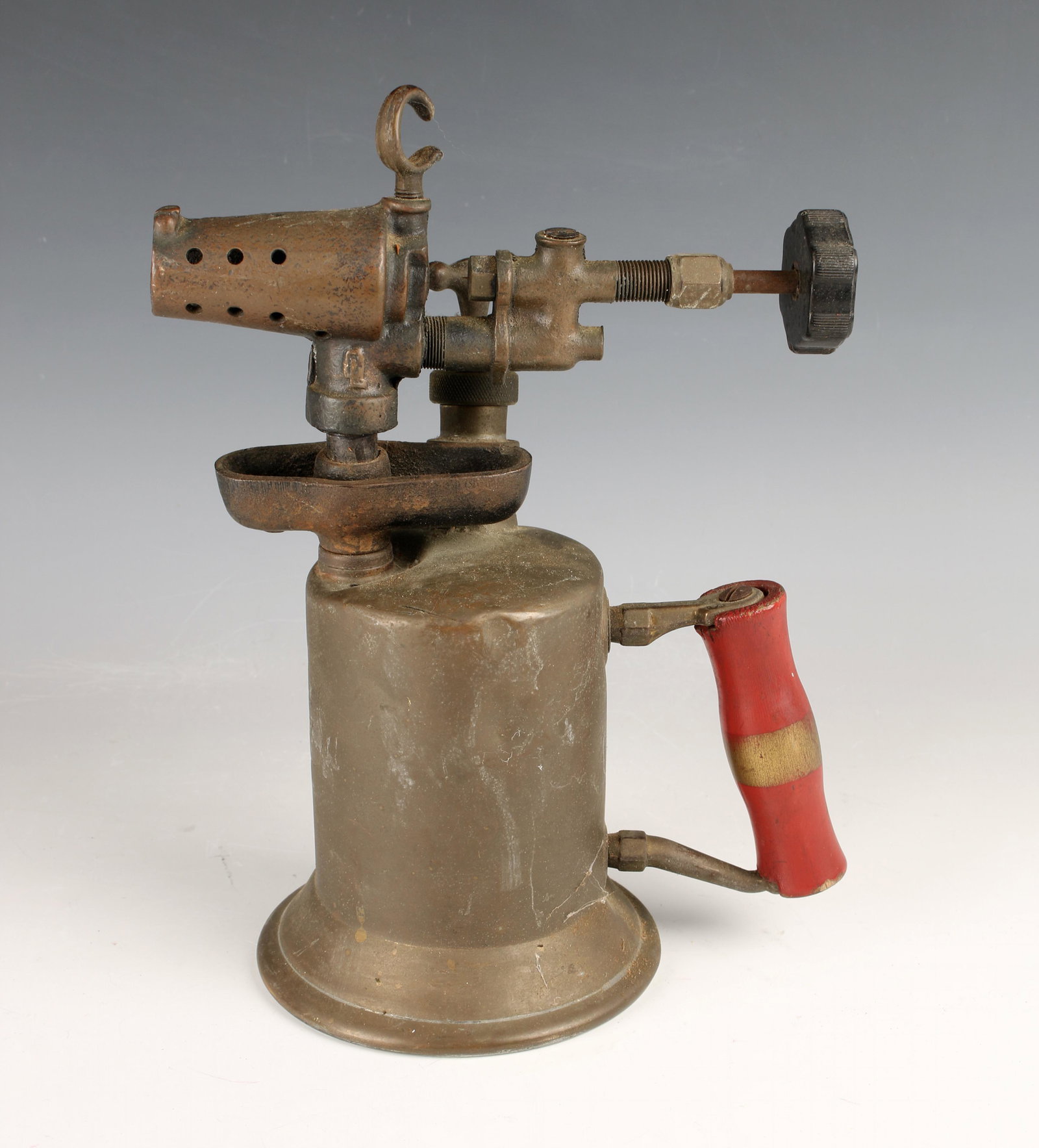 ANTIQUE BRASS BLOW TORCH CLAYTON & LAMBERT: With red handle. Marked C & L. Clayton & Lambert 7" X 10 1/2" $40 - $80 Please contact us for high resolution images of this lot. Shipping: We are