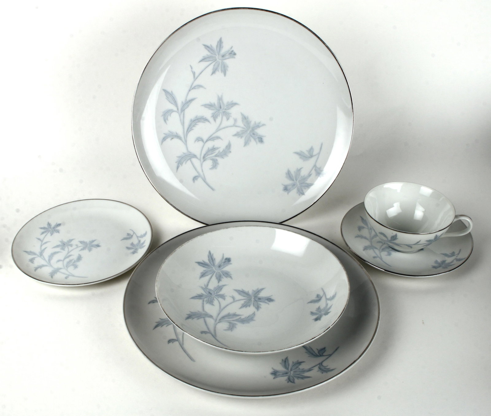 MITAKE SERVICE FOR 10 + BLUE GRAY FLOWER: Marked China Mitake I.M.C. Japan. Blue gray flowers with platinum rim. 12 dinner plates, 11 salad plates, 11 soup bowls, 10 fruit bowls, 11 dessert plates (2 have flea bites), 12 saucers, 9 coffee cup
