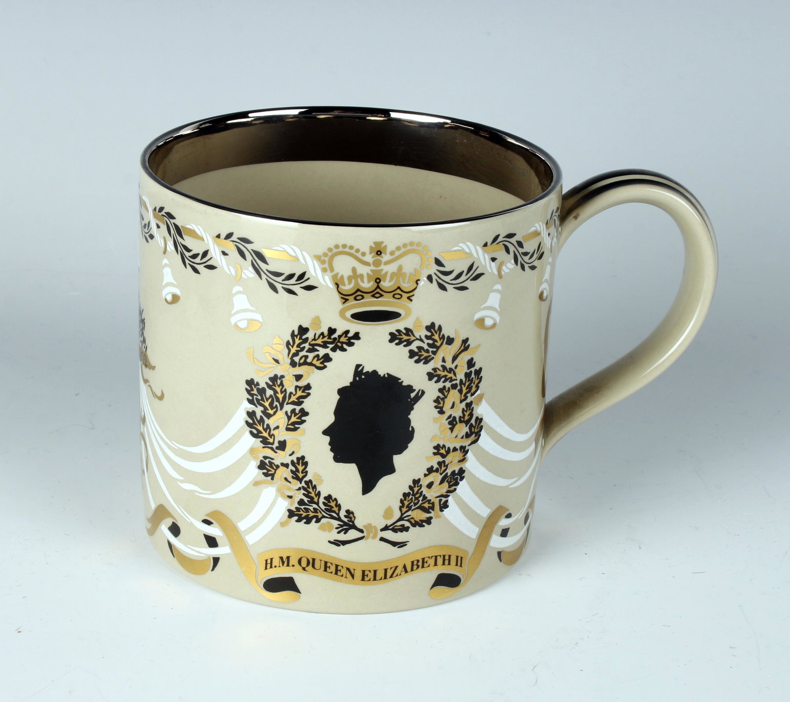 WEDGWOOD COMMEMORATIVE ANNIVERSARY ELIZABETH II: Etruria & Barlaston, Designed by Richard Guyatt Wedgwood QUEEN ELIZABETH II & Philip 25th Wedding Anniversary Mug Tankard Richard Guyatt 6" X 4" $40 - $80 Please conta