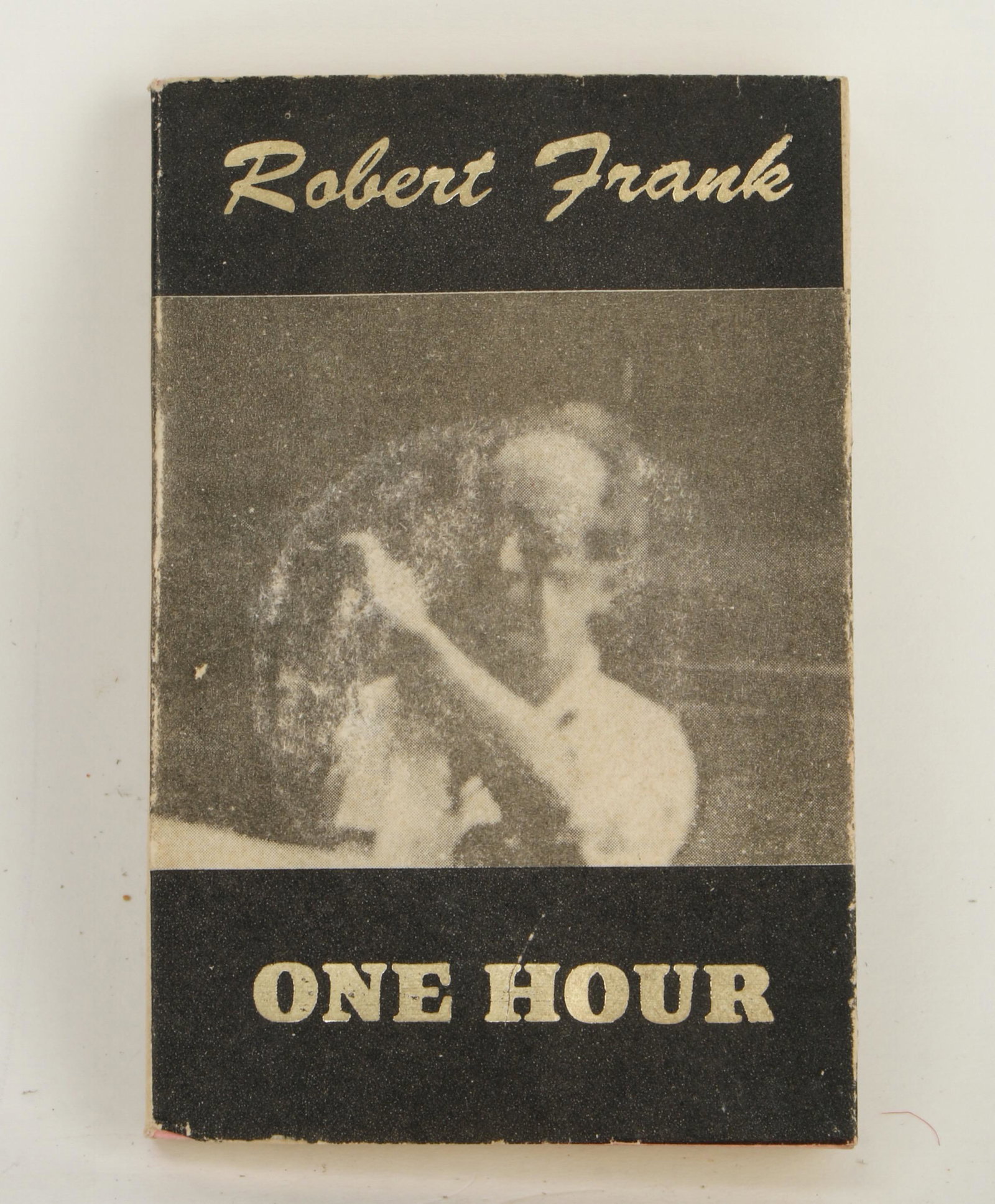 ONE HOUR BY FRANK, ROBERT: Madras & New York: Hanuman Books, 1992. Soft cover. Condition: Very Good. Dust Jacket Condition: Good. 1st Edition. 16mo, card covers, dust jacket, 82pp., iii. First edition. This is #48 in the Ha