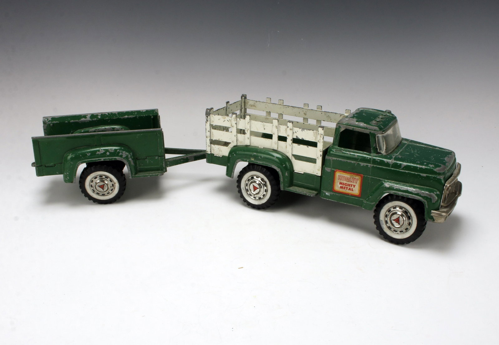 HUBLEY MIGHTY METAL TRUCK & TRACTOR: Marked Hubley Lancaster, Pa Made in U.S.A. 800. 10 1/2" X 5" $20 - $40 Please contact us for high resolution images of this lot. Shipping: We are able to
