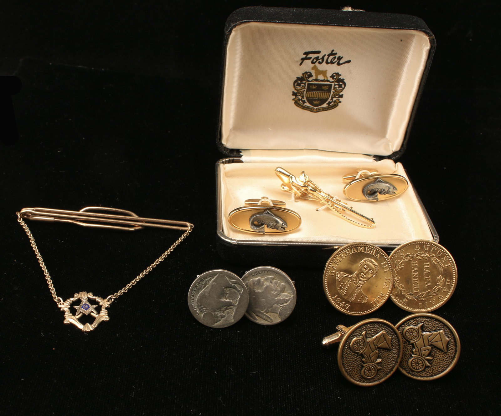 VINTAGE MENS CUFFLINKS TIE BARS 12K: Souvenir of Hawaii coin cufflinks, carriage cufflinks, Buffalo Nickel cufflinks, 12K Masonic Tie bar, and set of trout cufflinks with fishing rod tie bar in original box. $40 - $80 Please contact us f