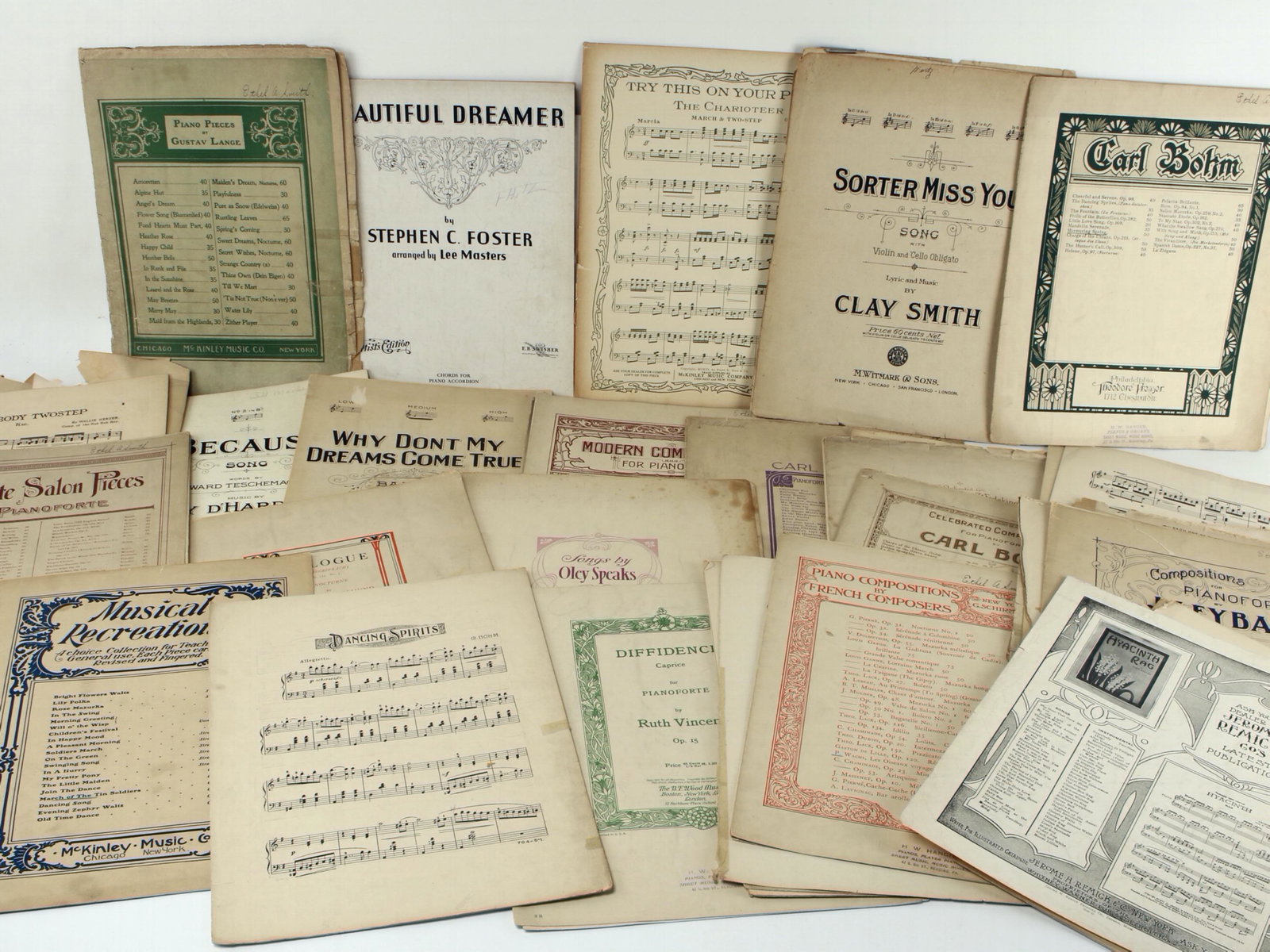 LOT OF ASSORTED SHEET MUSIC FOR PIANO: Play your favorite tunes, or make unique mixed media artwork! $20 - $40 Please contact us for high resolution images of this lot. Shipping: We are able to pack and ship this item to an addre