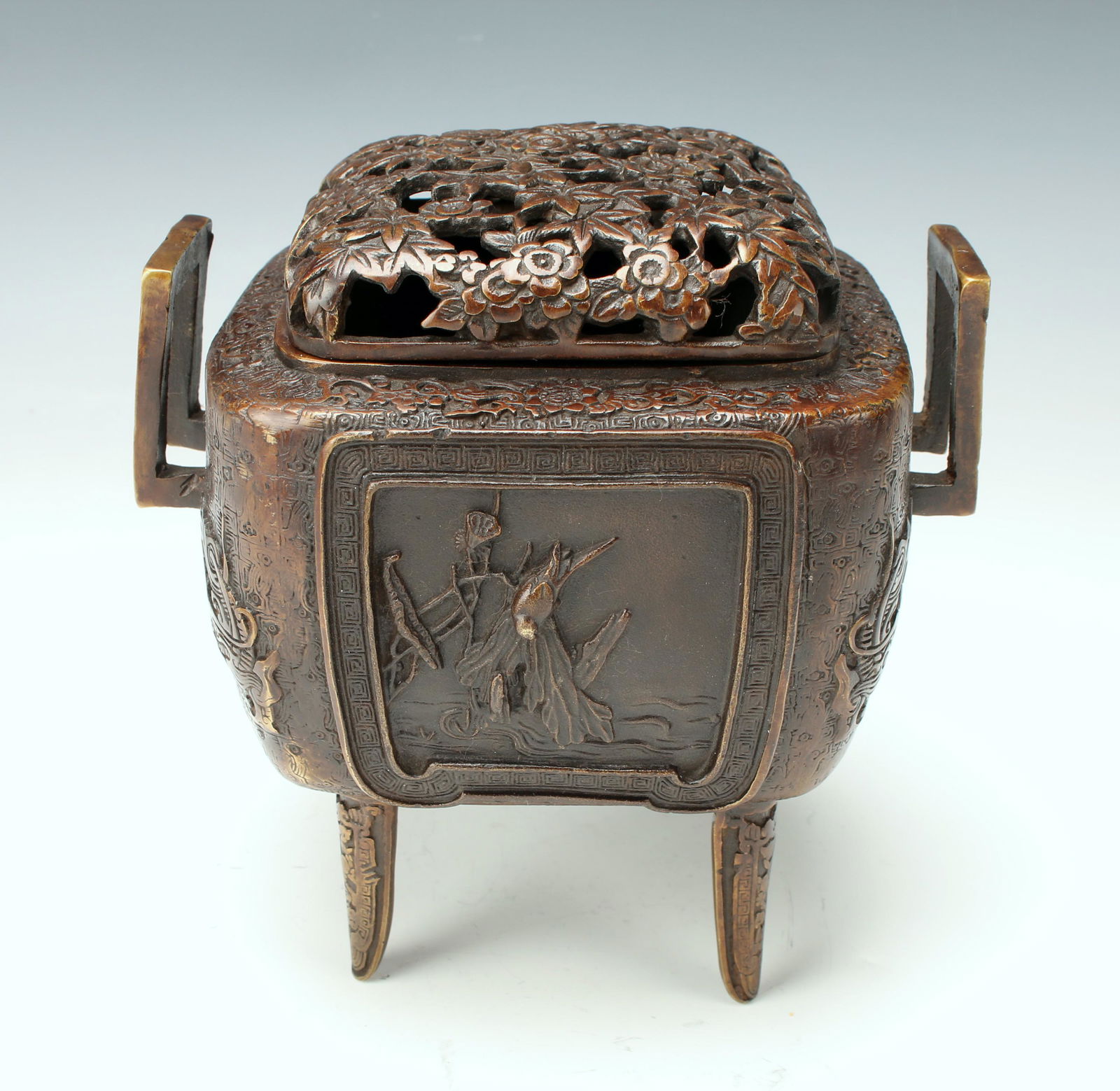 BRONZE PIERCED LID CENSER (1 of 9)