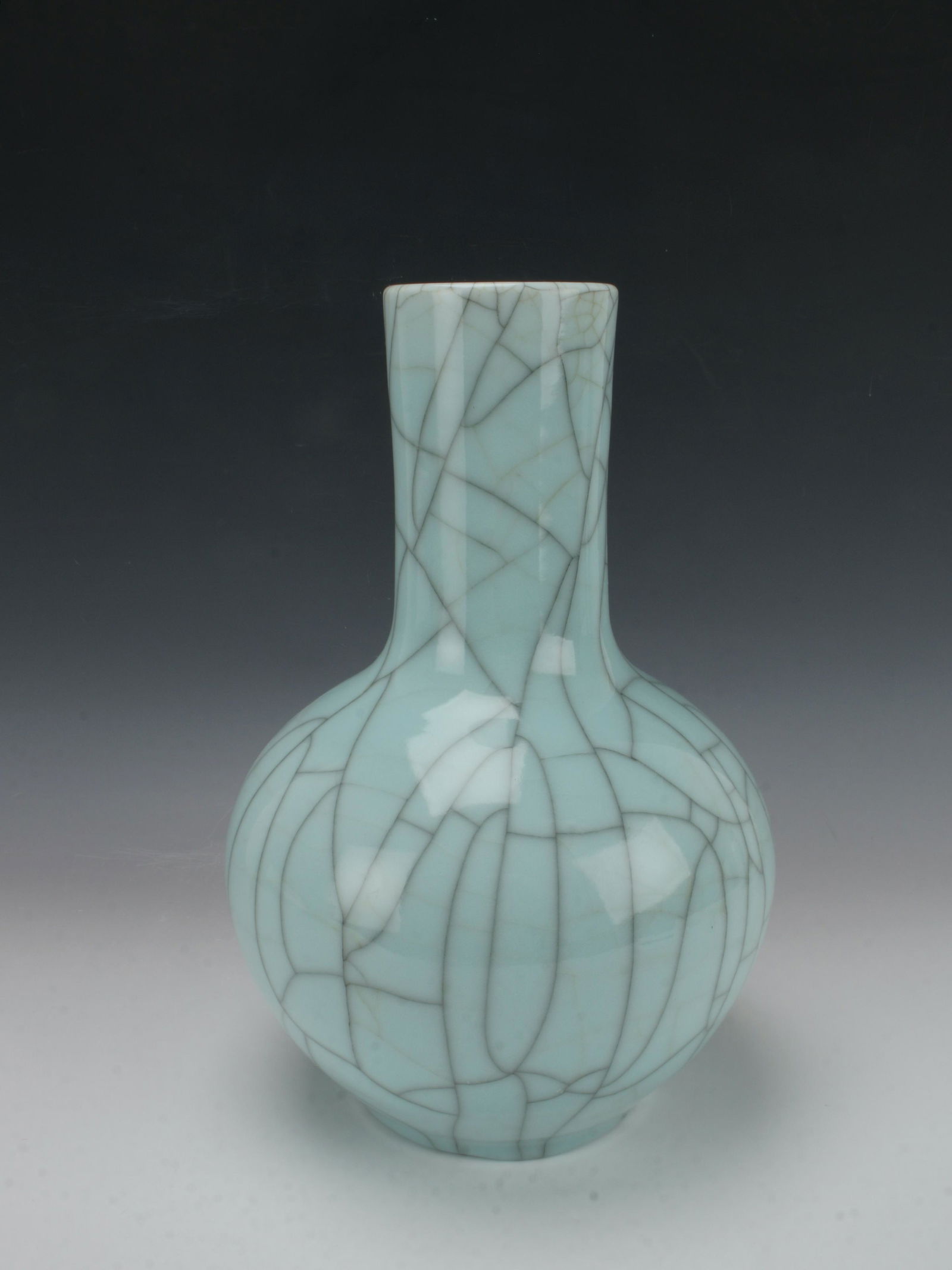 GLOBULAR CELADON CRACKLE VASE (1 of 6)