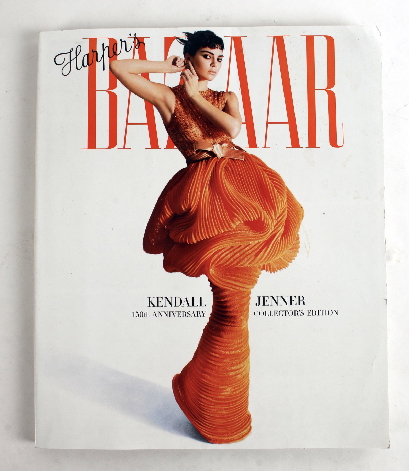 HARPER'S BAZAAR 150TH ANNIVERSARY EDITION: 150th Anniversary Collectors Edition featuring Kendall Jenner on cover $10 - $20 Please contact us for high resolution images of this lot. Shipping: We are able to pack and ship this item to