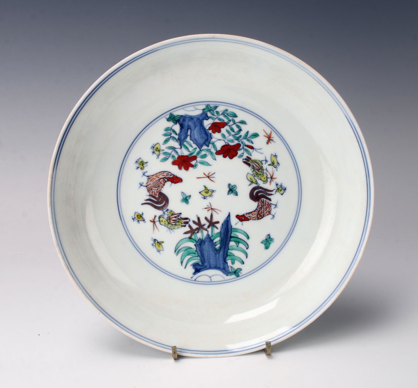 FINE 19TH C. CHINESE PORCELAIN DUCAI ROOSTER BOWL: In thin porcelain. The center has scene with roosters and chicks, boulders and flowers complete the garden. Outside rim has boulders, flowers, roosters, hen, and chicks. Classic Chenghua mark on botto