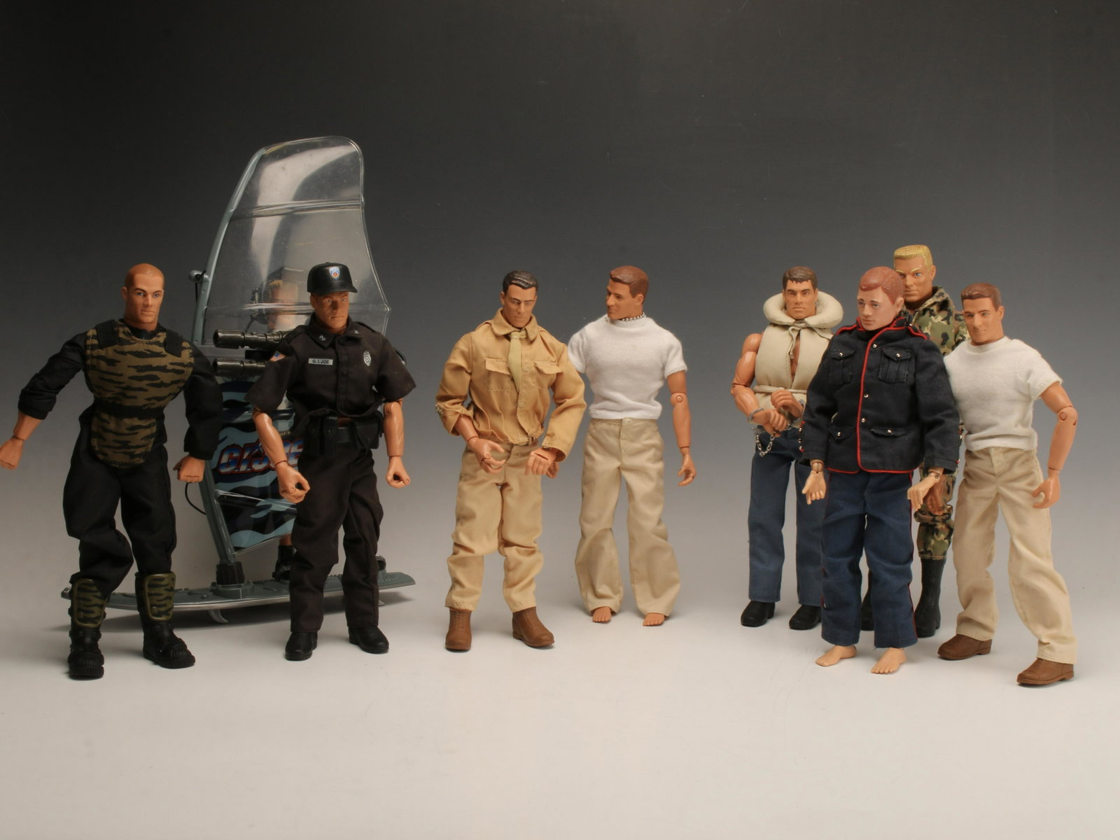G.I. JOE 12" FIGURE LOT: Manufactured by Hasbro in 1996. Includes nine figures. 15" x 12" x 8" $40 - $80 Please contact us for high resolution images of this lot. Shipping: W