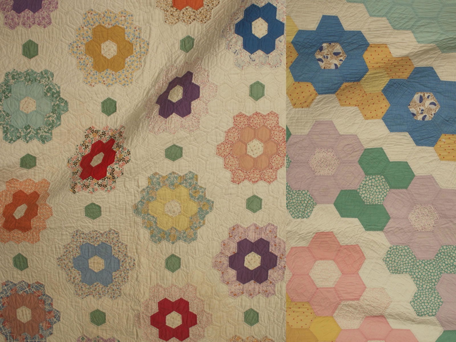 VINTAGE HAND SEWN COTTON PIECED QUILTS (1 of 10)