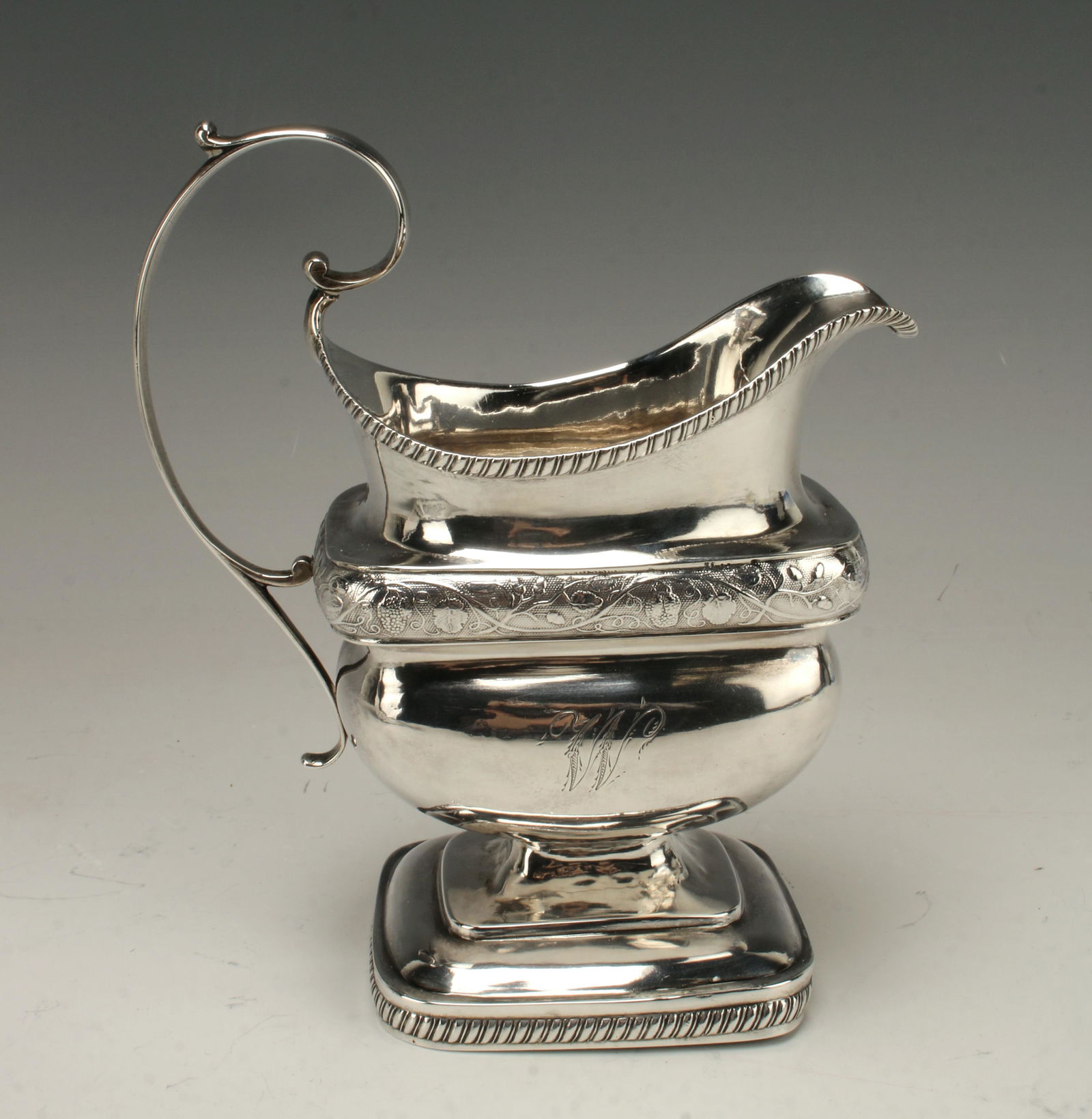 ANTIQUE SILVER CREAMER BY P. GARRETT EARLY 19TH C (1 of 10)