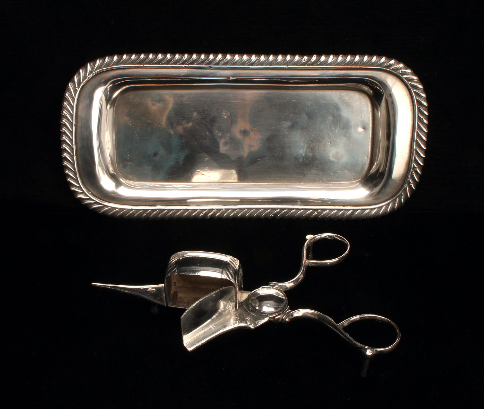 SILVER PLATED CANDLE SNUFFER WITH TRAY (1 of 3)