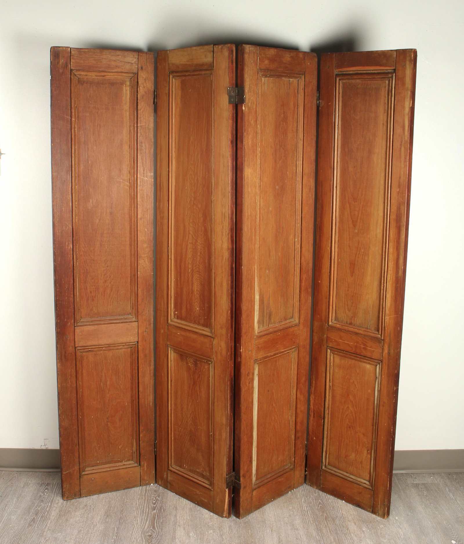 VINTAGE PINE PANEL ROOM DIVIDER SCREEN (1 of 3)